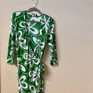 Stunning green, wrap dress!